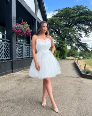 Μίνι Φόρεμα Από Άσπρο Τούλι