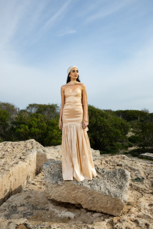 Cecilia Μακρύ Φόρεμα Σε Χρώμα Χρυσό Τής Άμμου